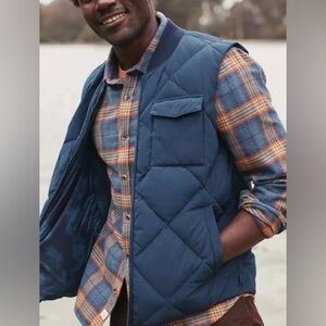 MARINE LAYER LIGHT WEIGHT PUFFER VEST SKY CAPTAIN REVERSIBLE